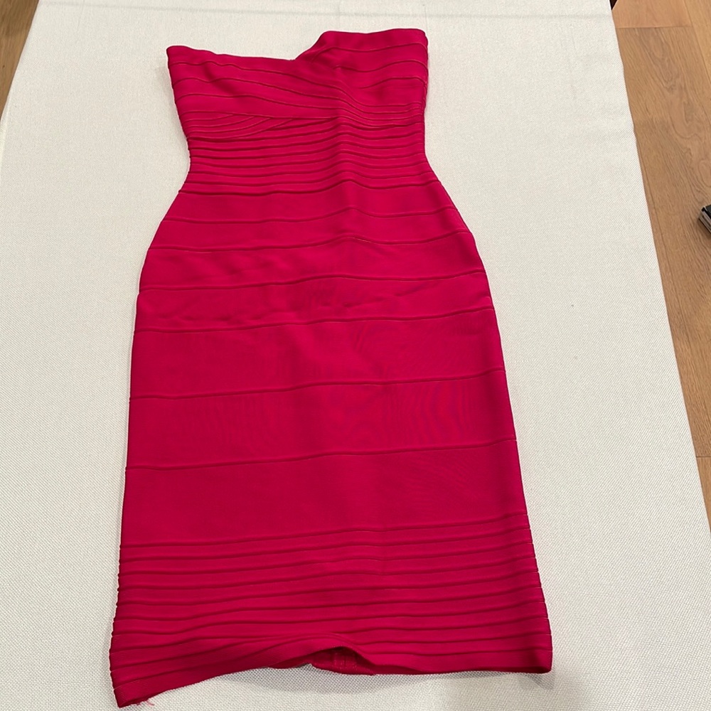 Herve Leger XS hot pink strapless dress